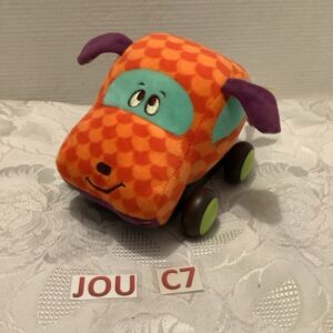 Voiture peluche chien JOU.C7