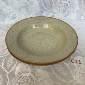 Lot de deux assiettes creuses en grès Cui.c11