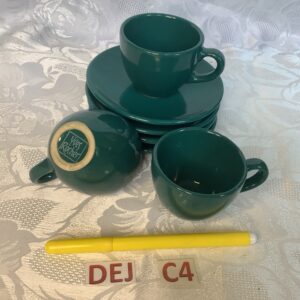 Lot de 4 sous-tasses et 3 tasses bleues cyan dej.c4