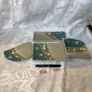 Lot de 4 petites services de cuisines assortis CUI.C11