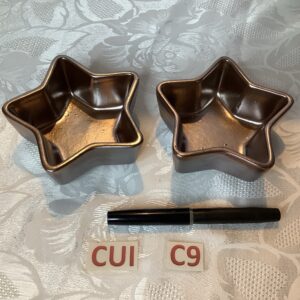Lot de 2 ramequins en forme d'étoile cui.c9