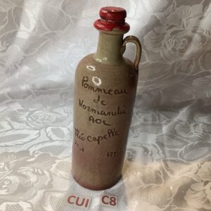 Bouteille vide pommeau de Normandie cui.c8