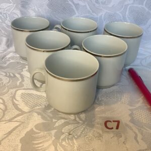 Lot de 6 tasses empilables blanches liseré doré Cui.c7