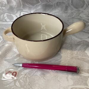 Mini cocotte avec manche crème Cui.c9