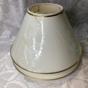 Lot de deux abats jour crème lisera doré neufs mai.in