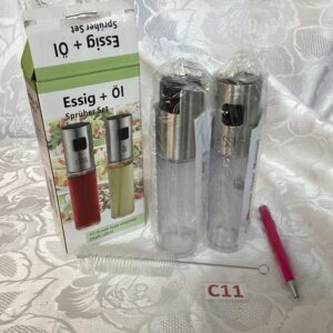Lot de deux vaporisateurs vinaigre et huile neuf Cui.c11