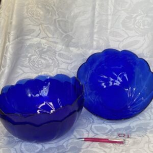 Un grand saladier verre bleu Cui.c21