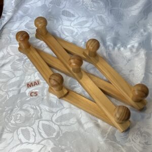 Porte manteau réglable en bois mai.c5