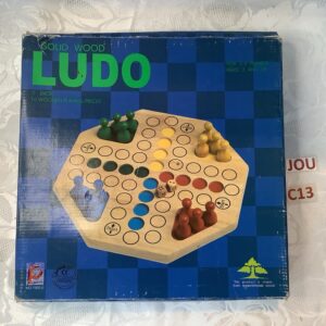 Jeu de petits chevaux bois manque un pion jaune JOU.c13