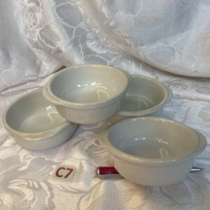 Lot de 4 ramequins blancs à oreilles Cui.c7