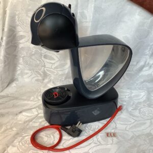 Machine à café Nescafé dolce gusto ele.in