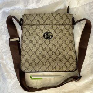 Sacoche Gucci fausse