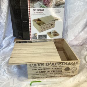 Boite en bois/cave d'affinage avec couteau cui.c1