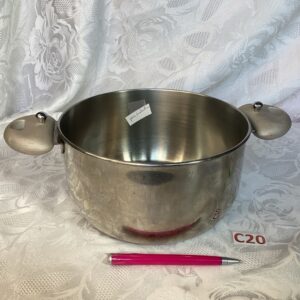 Petit faitout poignées amovibles pas d’induction Cui.c20