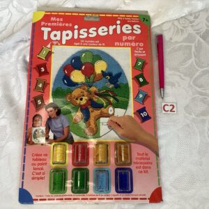 Tapisserie ours avec fils cre.c1