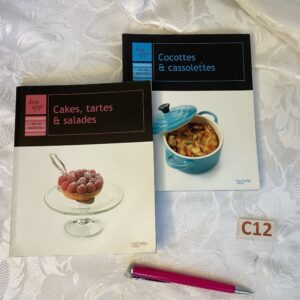 Lot de deux livres cake tarte et salades, cocottes et cassolettes liv.c12