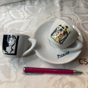 Lot de deux tasses à café Picasso et leurs sous-tasse dej.c5