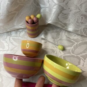 Lot 3 petits ramequins apéritif plus 6 piques Cui.c12