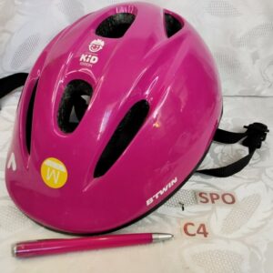 Casque de vélo rose enfant B-twin spo.c4