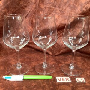Lot de 3 verres à vin ver.c5