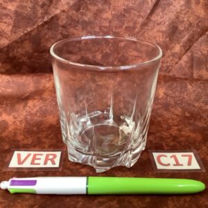 Verre taillé ver.c17