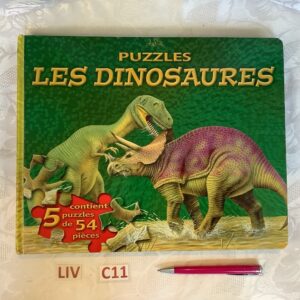 Puzzles dinosaures dans un livre liv.c11
