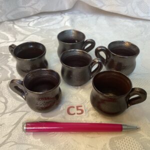 Lot de 6 shots ou tasses à expresso en grès dej.c5