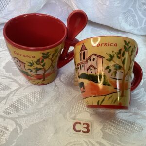 Lot de deux tasses corsica et leurs cuiller céramique dej.c3