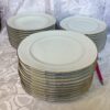 Service d’assiettes 36 pièces double liseré doré Cui.c21