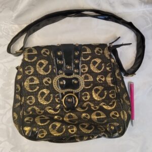 Sac noir avec E pailletés